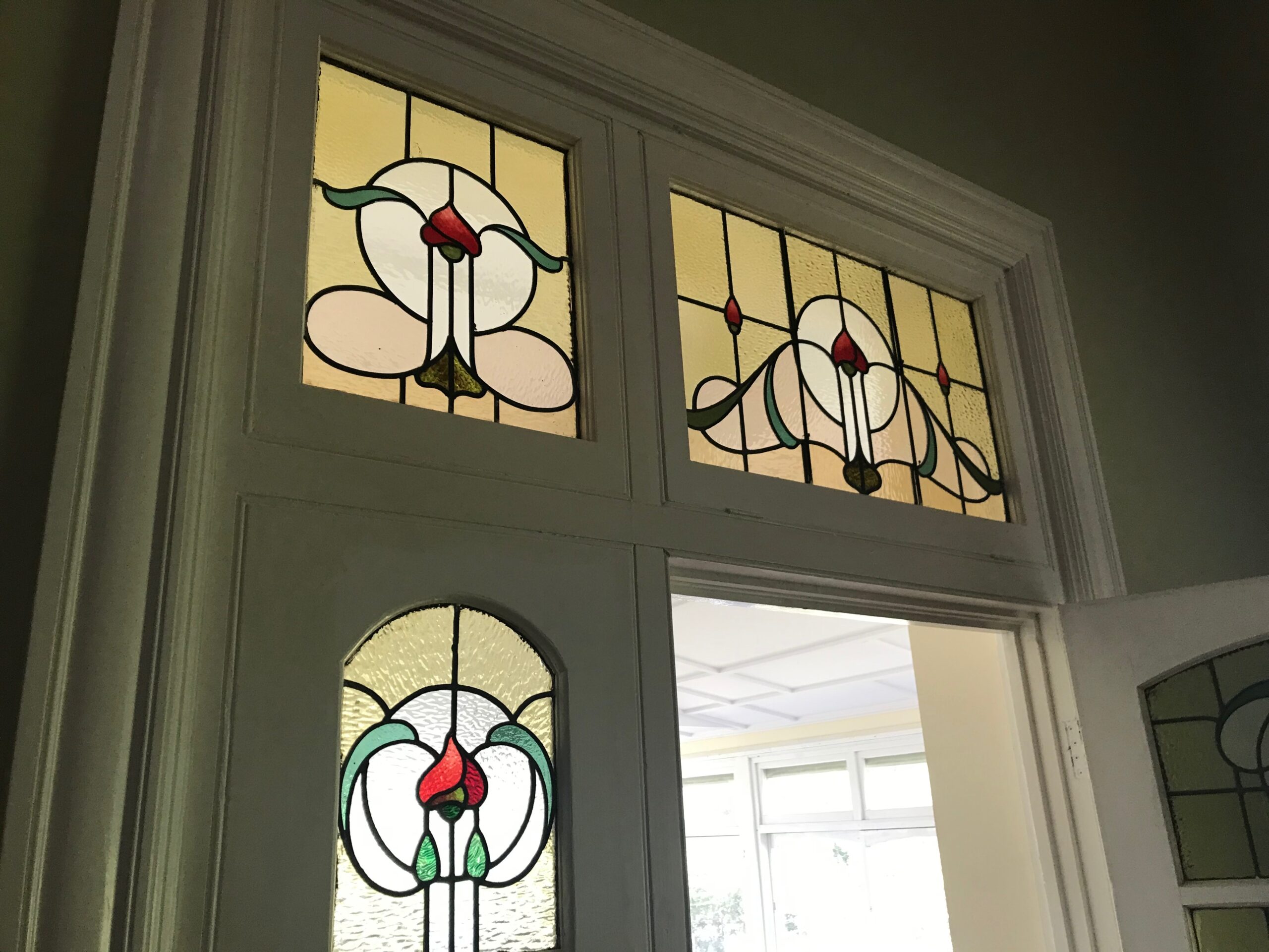 Traditional leadlight windows.